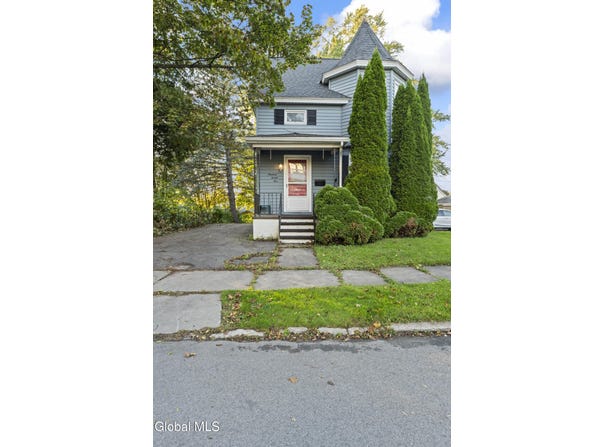 1925 Avenue B, Schenectady, NY 12308