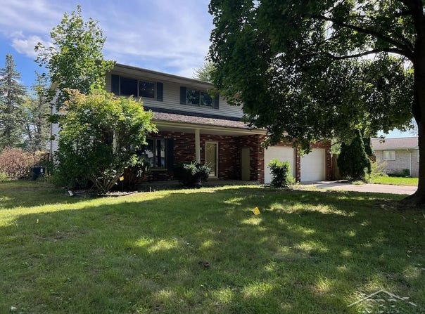 9481 Burning Tree Drive, Saginaw, MI 48609