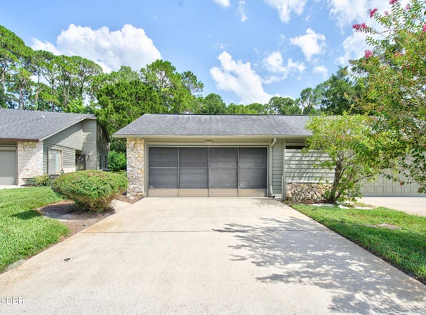 222 Deer Lake Circle, Ormond Beach, FL 32174