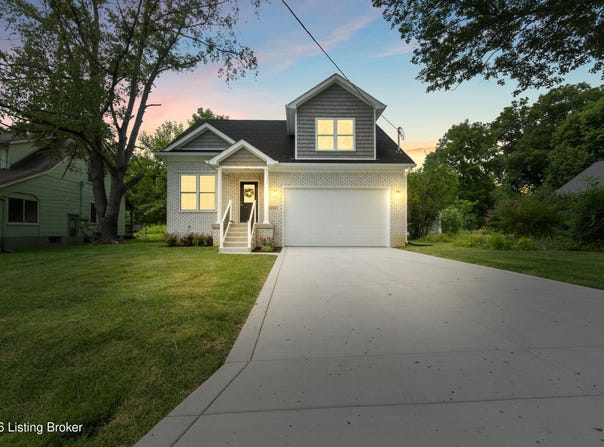 6702 Shirley Ave, Prospect, KY 40059