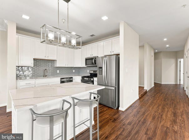 1641 LADUE Court, WOODBRIDGE, VA 22191