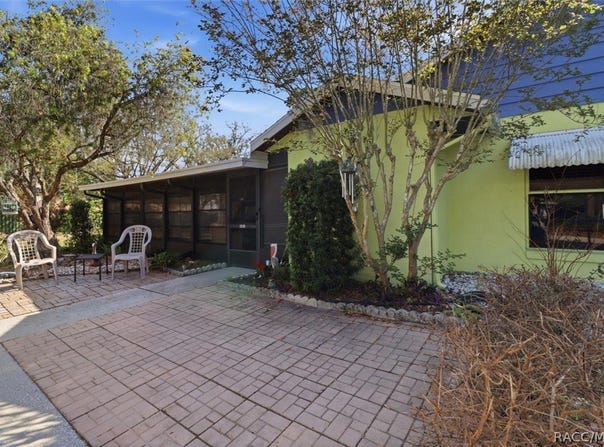 8324 W Earl Loop, Homosassa, FL 34446