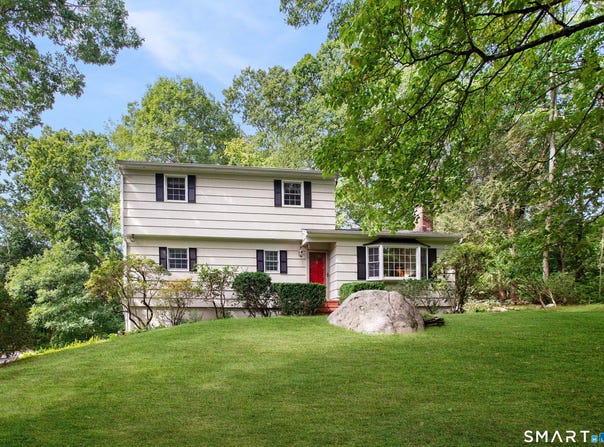 85 Mountain Road, Redding, CT 06896