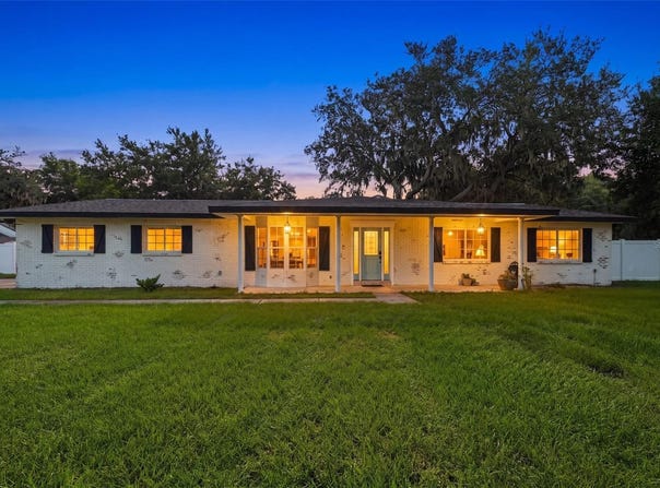 2119 GALLAGHER Road, DOVER, FL 33527