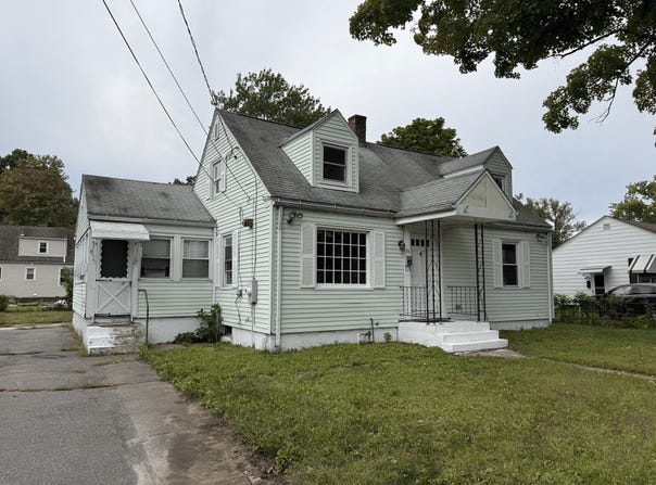 78 Massreco St, Springfield, MA 01109