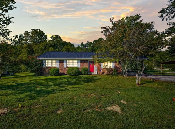 3737 Paint Creek Road, Stanton, KY 40380