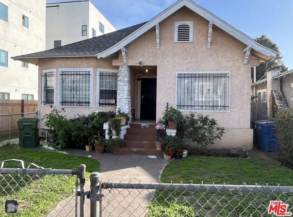 1258 W 36th St, Los Angeles, CA 90007