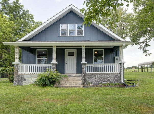 42779 State Highway 413, Crane, MO 65633
