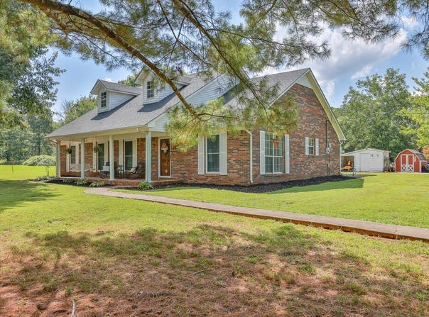 3387 Liberty Rd, DRESDEN, TN 38225