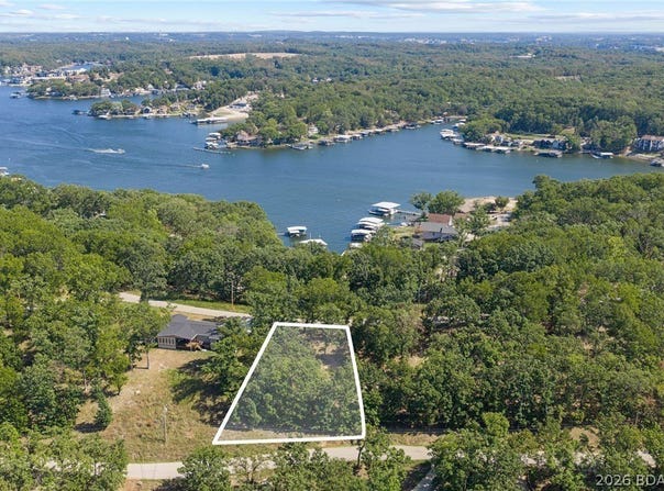 Chimney Point lot: 4, Sunrise Beach, MO 65079