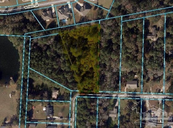 700 Block Pinebrook Cir, Cantonment, FL 32533