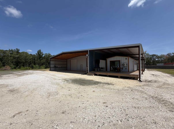 281 Moses St, Zavalla, TX 75980