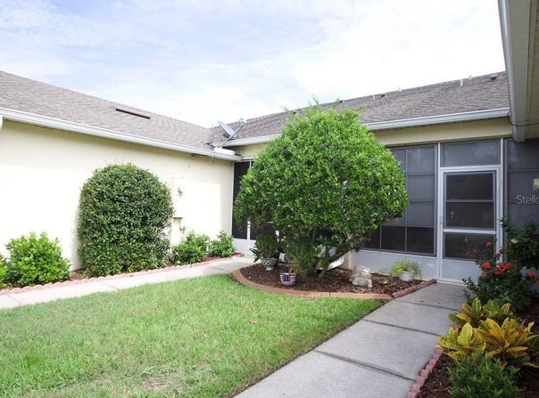 91 CLUB VILLAS Lane, KISSIMMEE, FL 34744