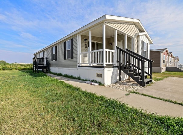 803 Frontier Lane, Stanley, ND 58784