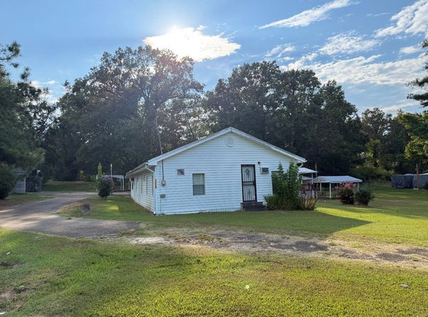 1325 Front Street, Vaiden, MS 39176