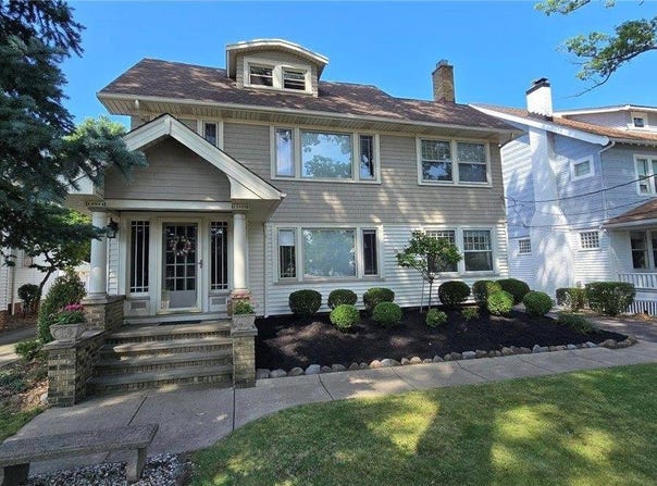 13832-34 Clifton Boulevard, Lakewood, OH 44107