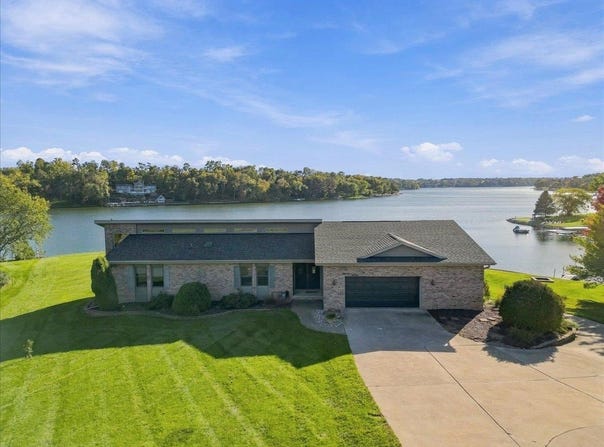 26-8 Wynwood Court, LAKE CARROLL, IL 61046