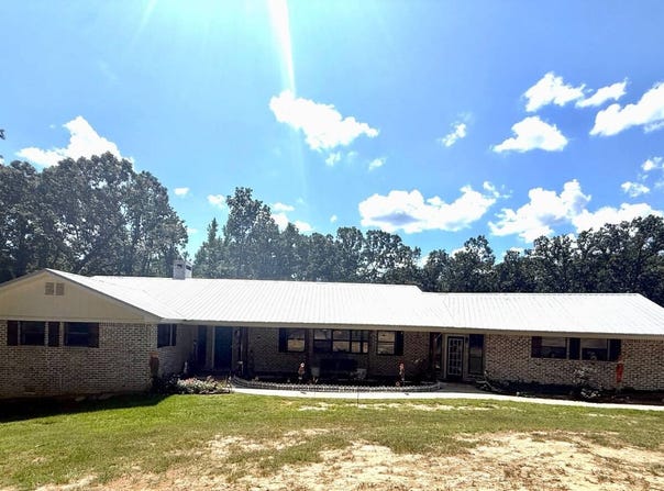 711 Lynn Dr, Winona, MS 38967