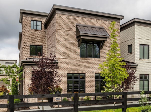 11880 Spring Mill Road, Carmel, IN 46032