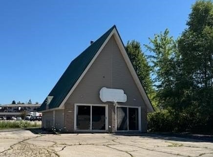 2563 Main Street, Cross Plains, WI 53528
