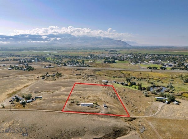 23 Holdsworth Road, Whitehall, MT 59759
