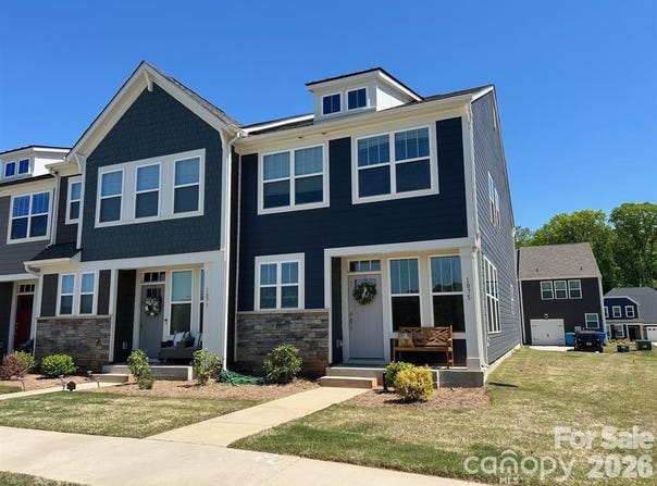 1075 South Point Road, Belmont, NC 28012