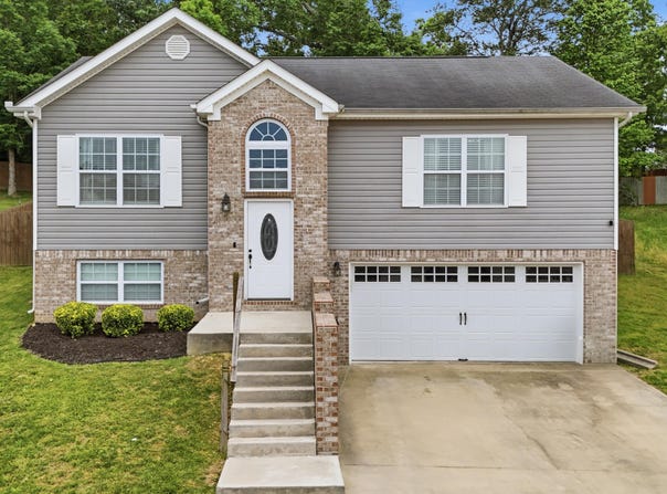 2045 Short Leaf Lane, Soddy Daisy, TN 37379