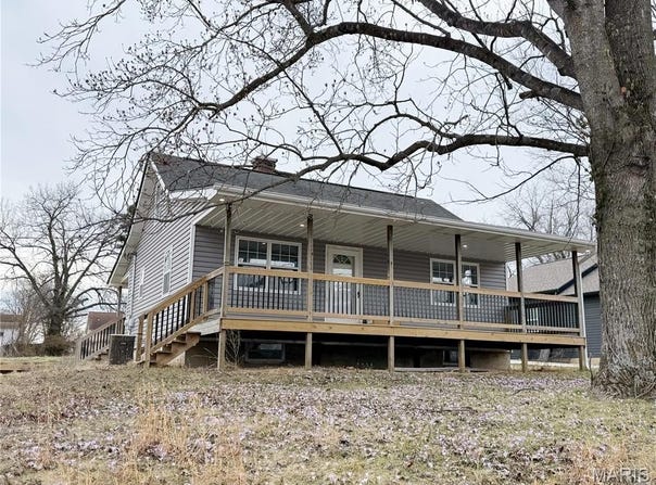 1003 E 3rd Street, Salem, MO 65560