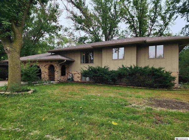 361 Shannon Road, Seward, NE 68434