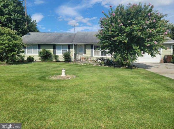 111 CLYDE Avenue, FRUITLAND, MD 21826