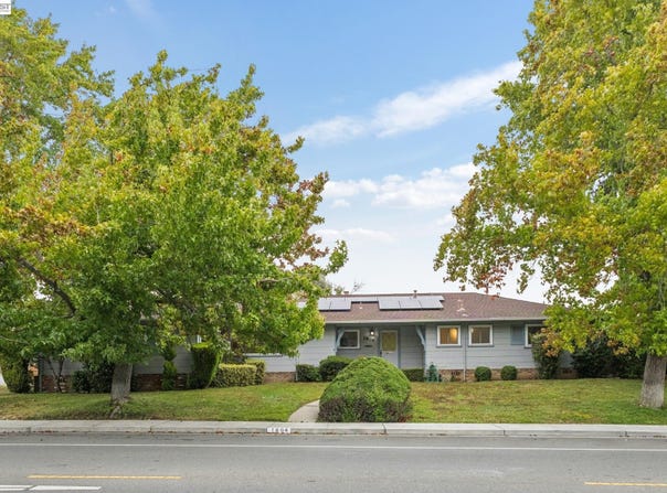 1804 Sereno Dr, Vallejo, CA 94589