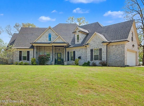 1808 Malone Road, Nesbit, MS 38651