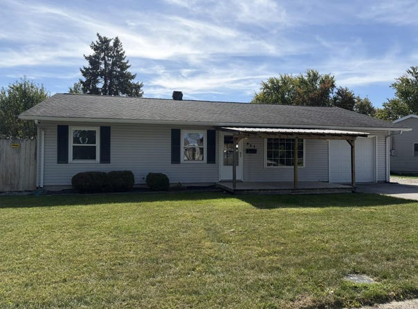 911 E Elmhurst Drive, Kokomo, IN 46901