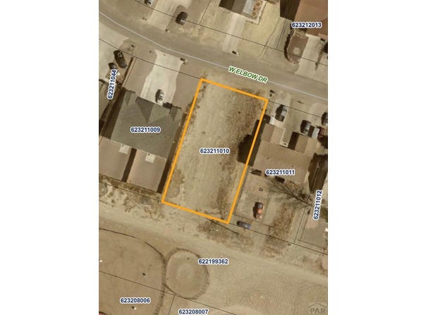 242 W Elbow Dr, Pueblo West, CO 81007