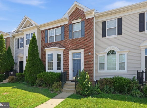 8727 CHORLEY Way, BRISTOW, VA 20136