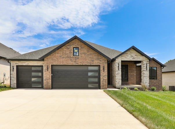 2038 N Silver Charm Avenue, Springfield, MO 65802