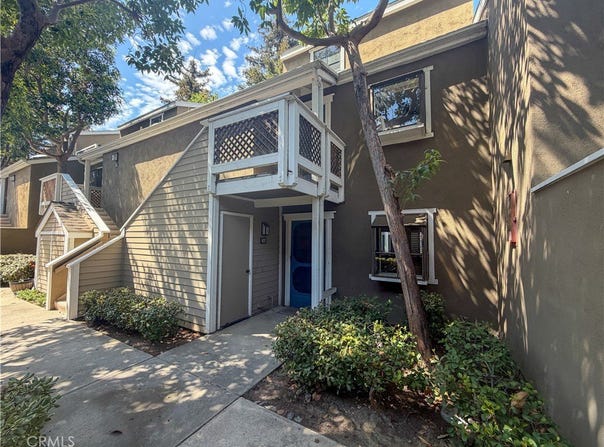 700 E Lake, Orange, CA 92866