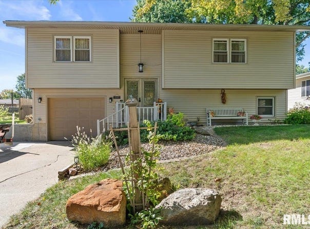 2921 ARLINGTON Drive, Springfield, IL 62704