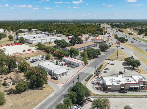 1000 E 2nd Avenue, Belton, TX 76513