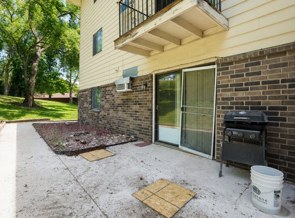 1831 Fuller Road, West Des Moines, IA 50265