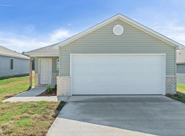 8017 Chesapeake Trail, Bauxite, AR 72011