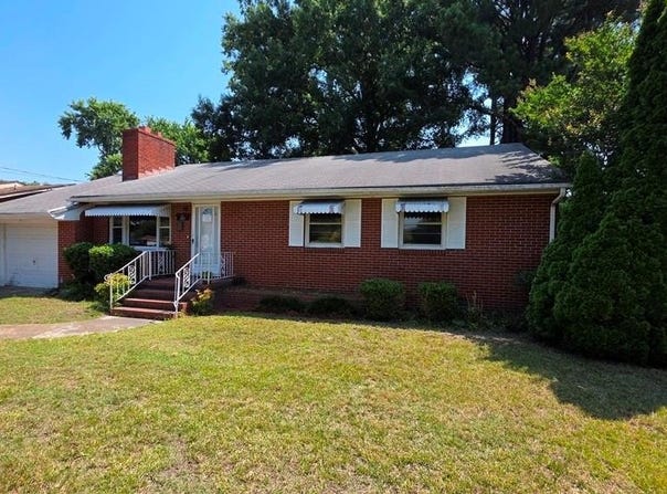 504 Winona Drive N, Hampton, VA 23661