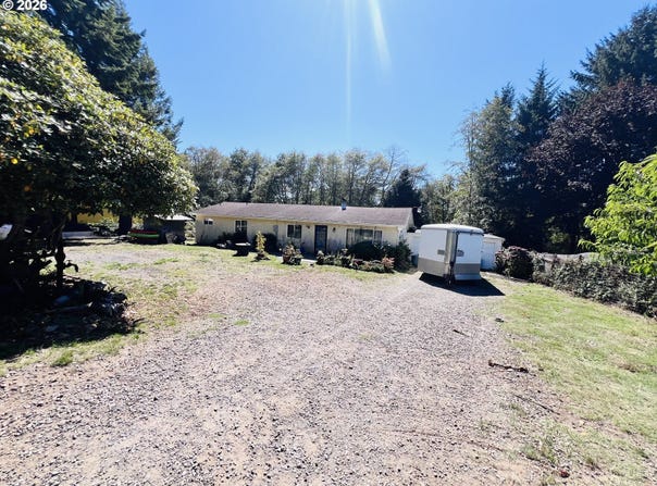 99174 WINCHUCK RIVER Rd, Brookings, OR 97415