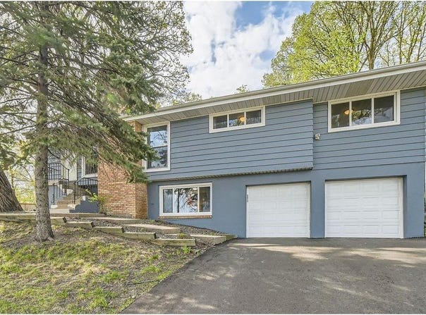 1316 Holdridge Terrace, Wayzata, MN 55391