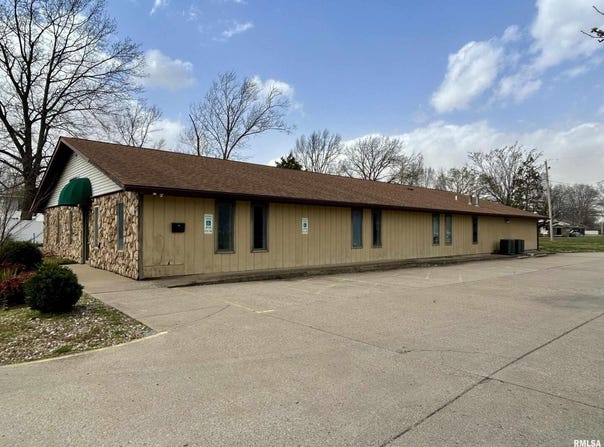 309 E Jackson Street, Carbondale, IL 62901