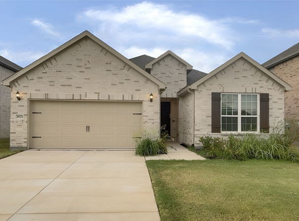3925 Calderwood Drive, McKinney, TX 75071