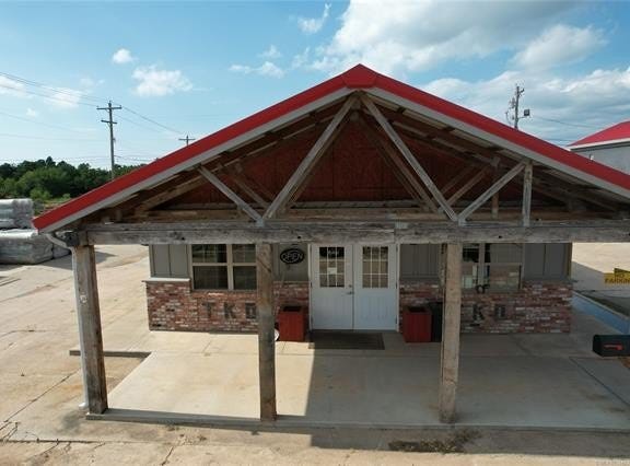 302 E Main Street, Cushing, OK 74023