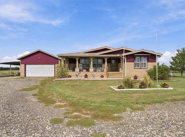 3200 NW 4th, Hubbard, TX 76648