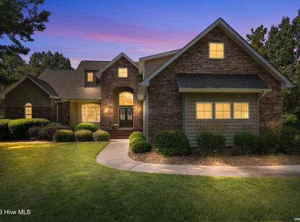 118 Jonathons Drive, West End, NC 27376