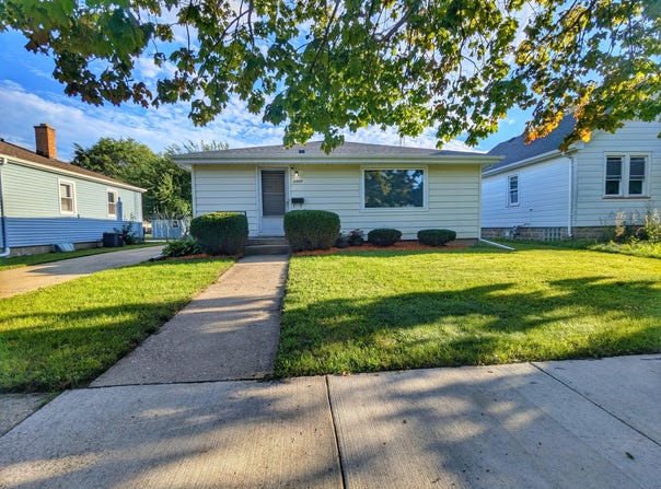 1807 28th St, Kenosha, WI 53140